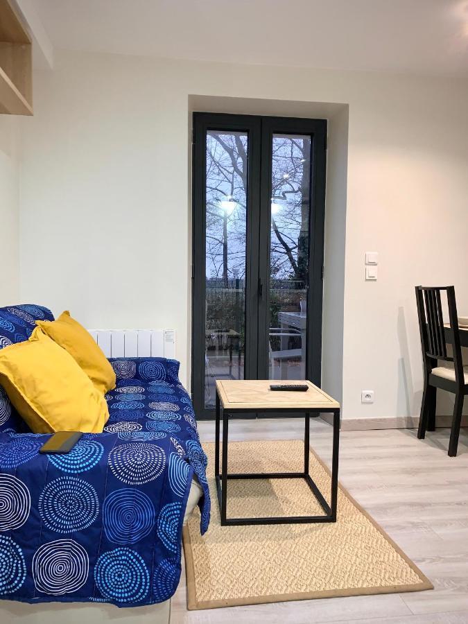 Jouy La Longere, Proche Hec, Versailles, Parking Prive Gratuit Exteriör bild