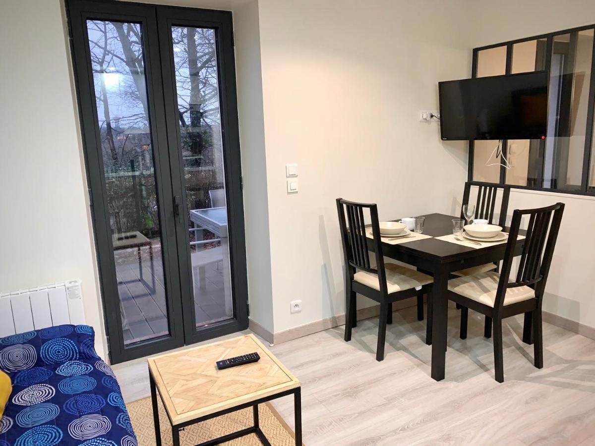 Jouy La Longere, Proche Hec, Versailles, Parking Prive Gratuit Exteriör bild